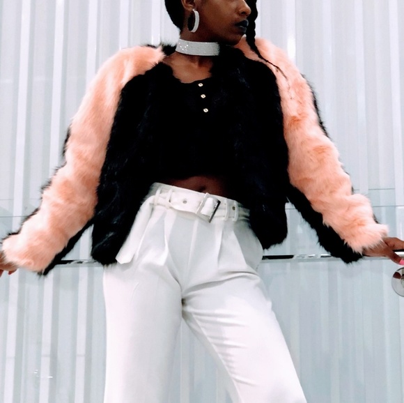 Fur coat - Picture 2 of 5